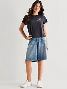 NWT Arizona Mid-Length Denim Shorts in Light Blue, Size 10
